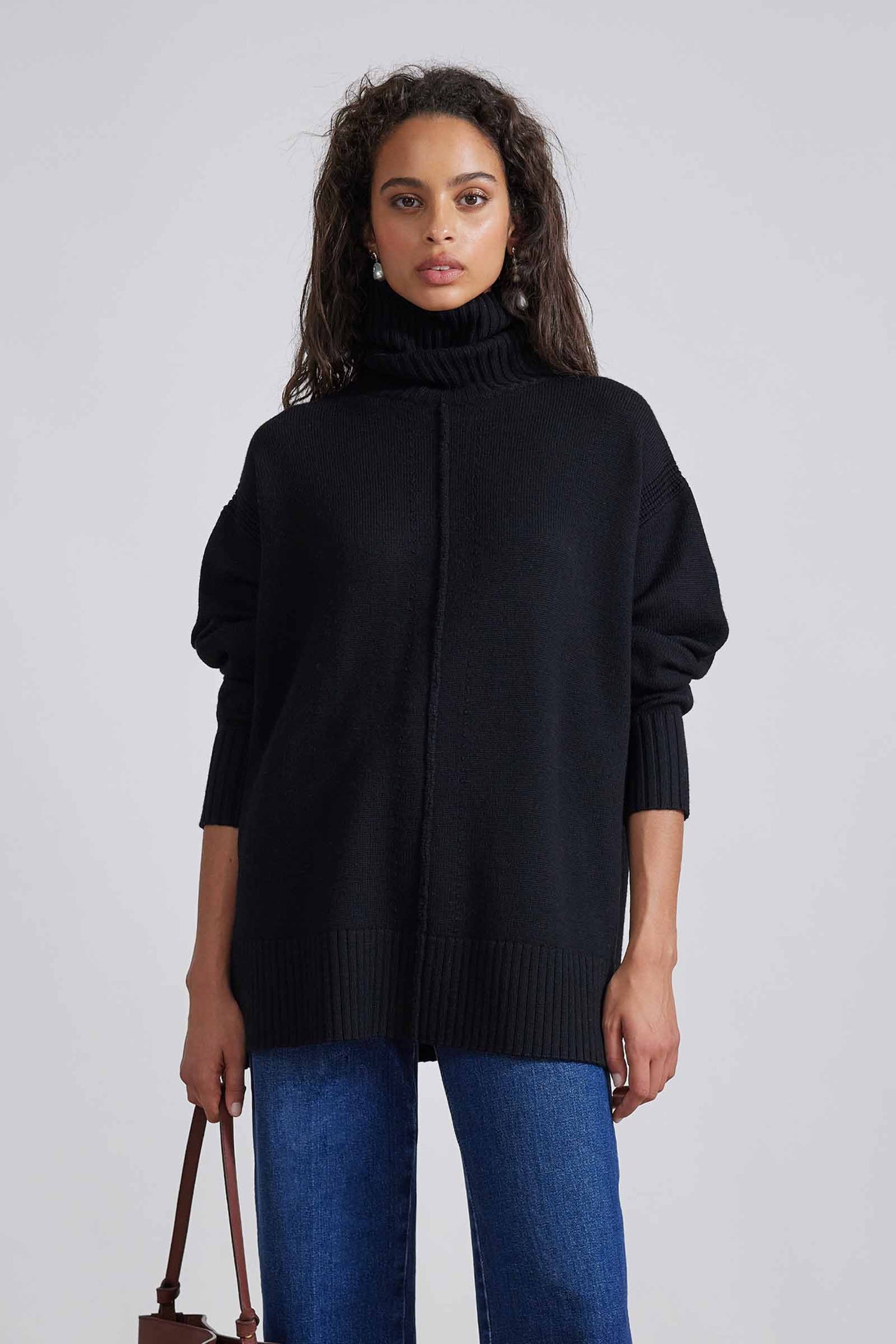 Sweater Turtleneck Forte in Black by Apiece Apart