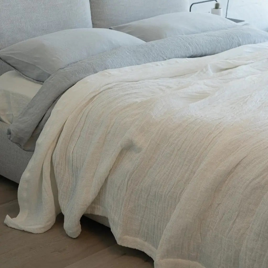 Linen Queen Bedspread - White